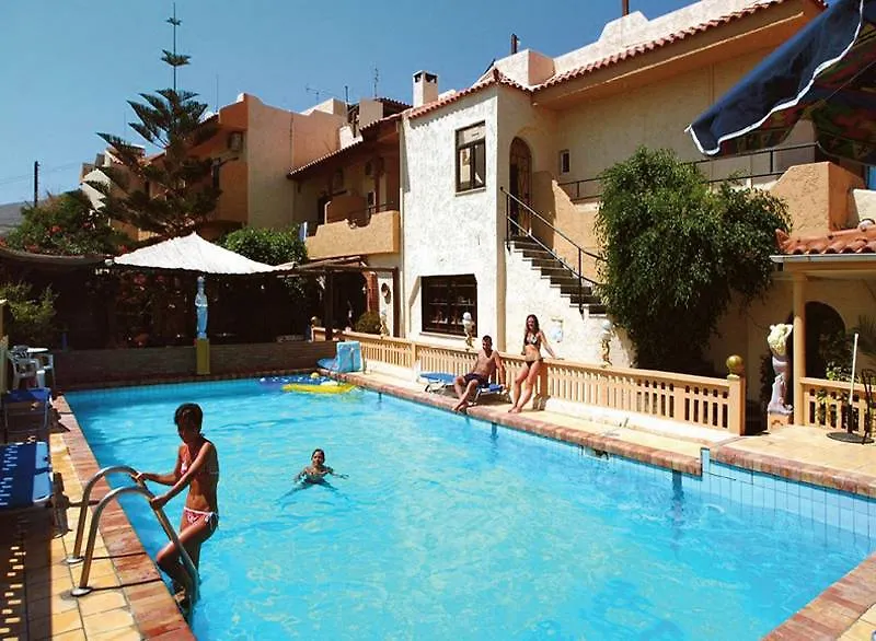 Erato Hotel Goúrnes